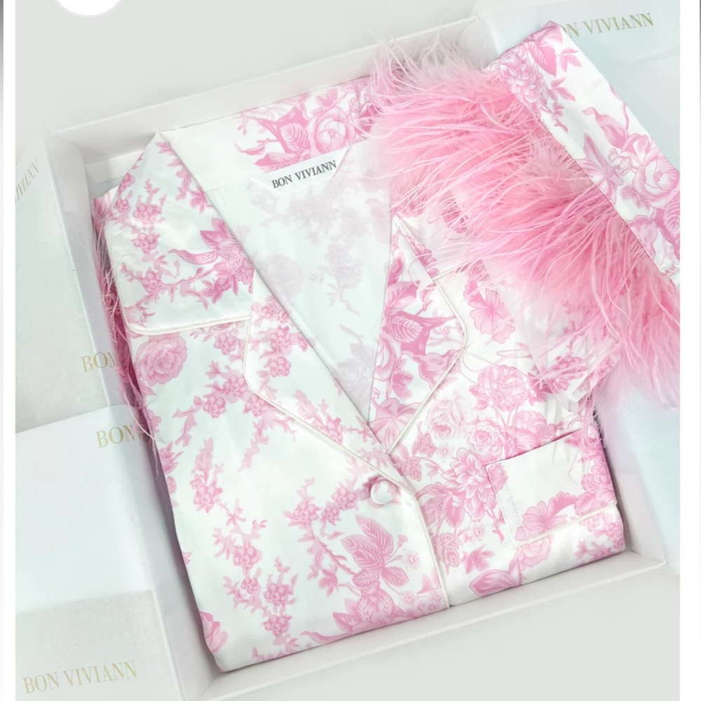 BON VIVIANN Pink Feather Pajamas - English Rose
